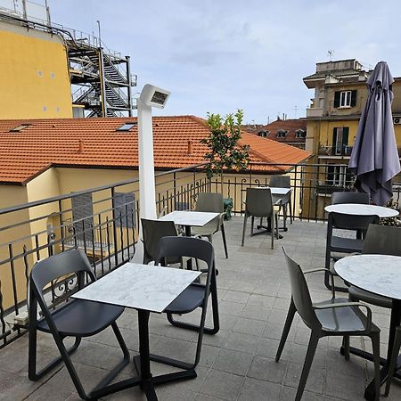 Prima Fila Premium Guest House Санремо Экстерьер фото