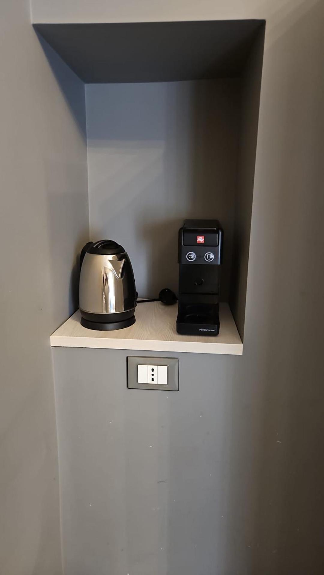 Prima Fila Premium Guest House Санремо Экстерьер фото