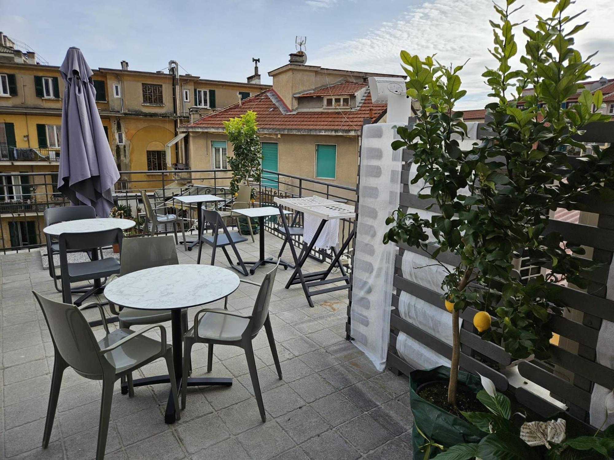 Prima Fila Premium Guest House Санремо Экстерьер фото