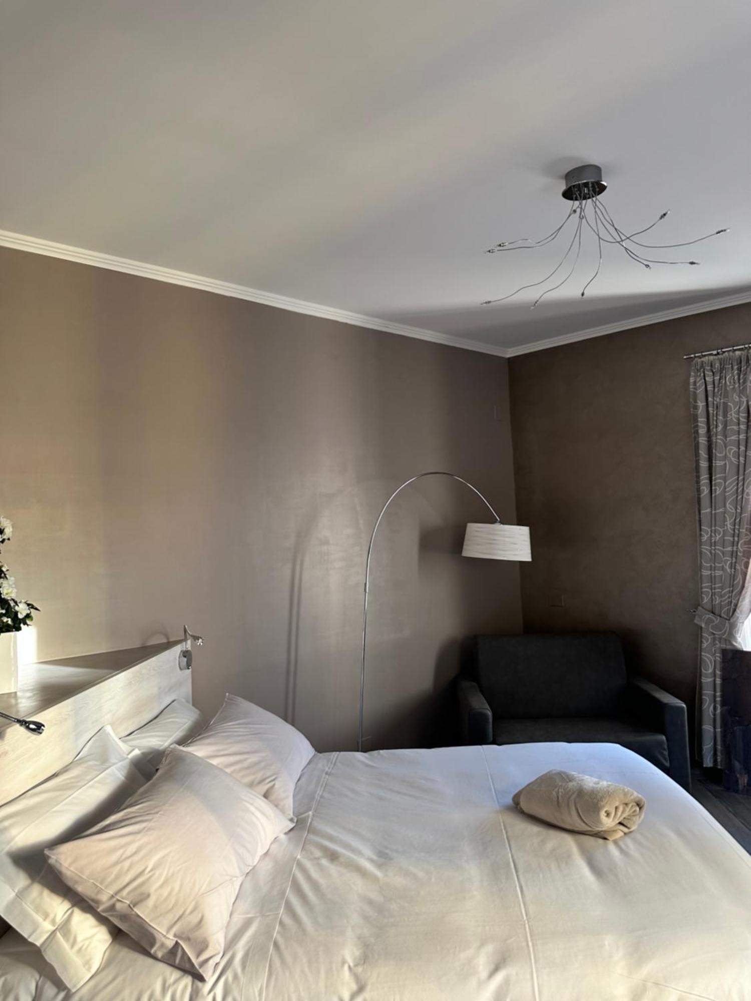 Prima Fila Premium Guest House Санремо Экстерьер фото